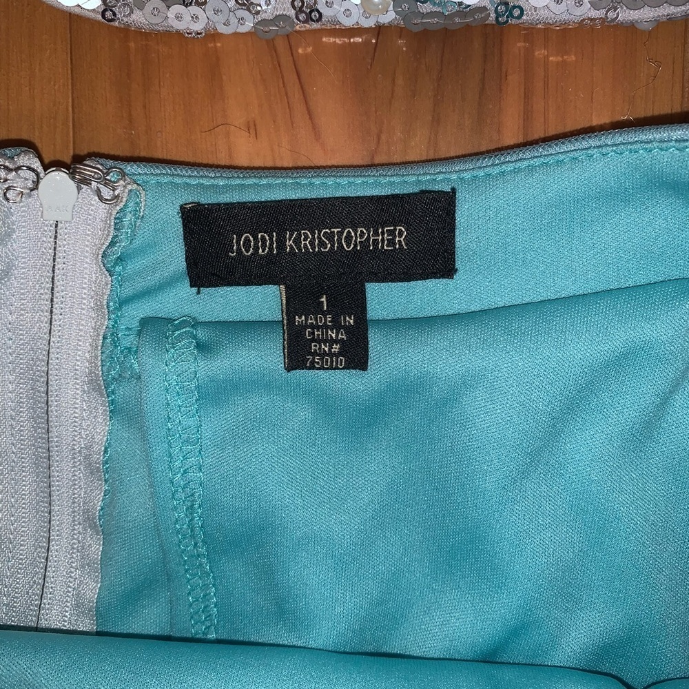 2 piece Jodi Kristopher Jr dress - Picture 3 of 4